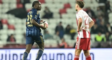 Fenerbahçe Zirve Yarışında Yara Aldı