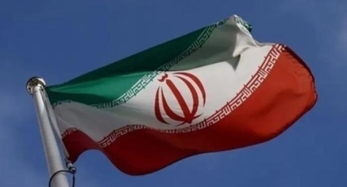 İran’da üst düzey isim hayatını kaybetti