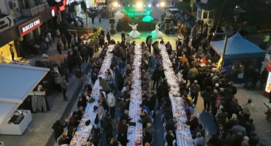 İzmir’in zirvesi Buca’daki iftar sofrasında buluştu