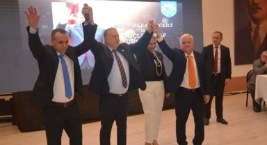 İzmir Minibüsçüler Odası’nda seçim tamamlandı: Kader Atlı açık ara kazandı