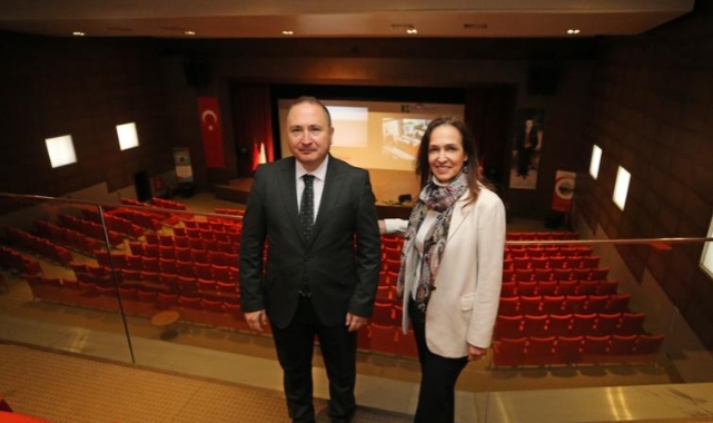 Karşıyaka Bilim Merkezi yeniden açılıyor: Belediye ve üniversiteden güç birliği