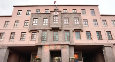 NATO Irak’tan çekilme kararı aldı: