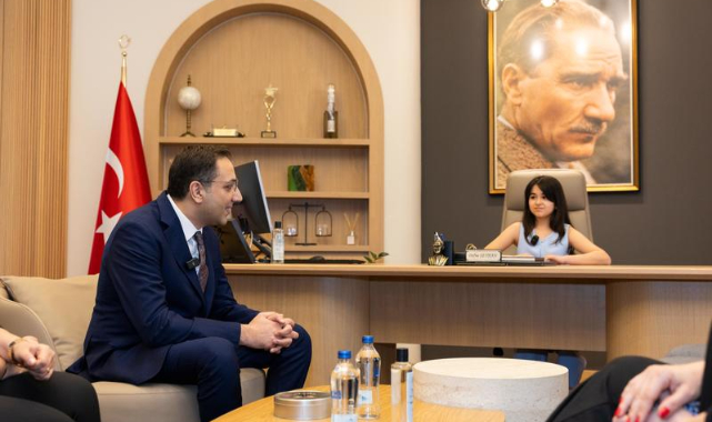 Balçova’da Başkanlık Koltuğu Geleceğin Sahiplerine Emanet Edildi