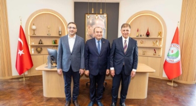 Başkan Tugay teşekkür turuna Balçova’da devam etti