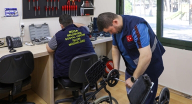 Buca’da engelsiz ulaşım hizmeti yenilendi