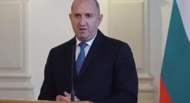 Bulgaristan'da seçimi, eski Cumhurbaşkanı Radev kazandı