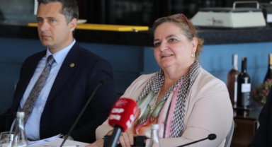 CHP İzmir'den İş Dünyası Zirvesi