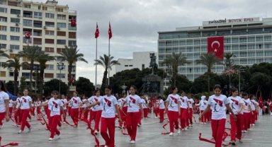 İzmir’de 23 Nisan coşkusu
