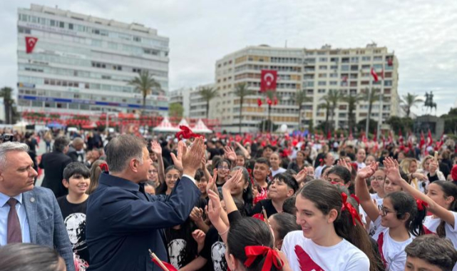 İzmir’de 23 Nisan coşkusu