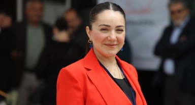 Karabağlar Kent Konseyi'nde seçim heyecanı! Selvi Manduz rekor oyla başkan oldu