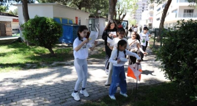 Karşıyaka’da oryantiring rüzgarı: Bayram coşkusu sporla taçlandı!