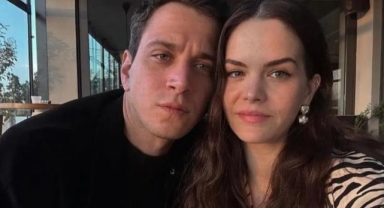 Lara Paşalı düğün fotoğraflarını sildi!