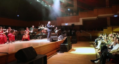 Luca Minnelli İzmir’de büyüledi