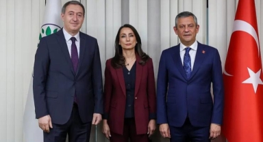  Özel'den DEM Parti'ye ziyaret
