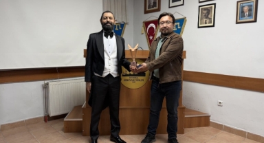 “Özgürlük ve Barış Ödülü” Akif Manaf’ın