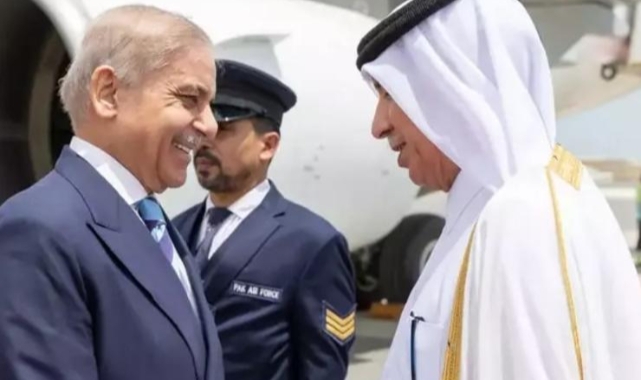 Pakistan Başbakanı Şerif, Katar temaslarını sürdürüyor