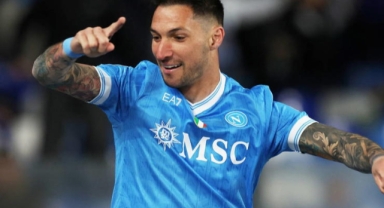 Zirve yarışında Napoli'den Milan'a çelme!