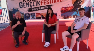 Erkan Sevinç Çok Özel'in Konukları Su Bayrak Ve Kerem Ulu