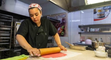 Bornova’da Mutfak Atölyeleri renkli tariflerle sürüyor