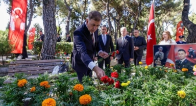 15 Temmuz şehitleri İzmir’de dualarla anıldı