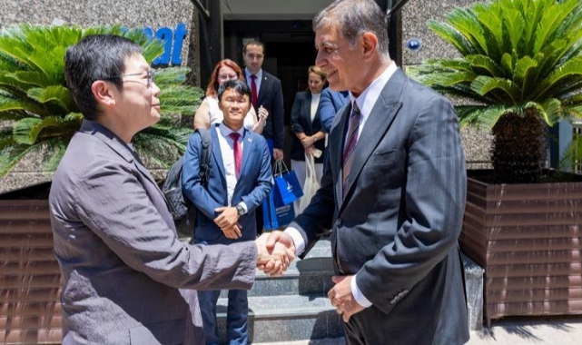 Başkan Tugay’dan Singapur’a İEF ve EXPO 2027 daveti