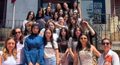 Bin liseli genç müzelerle tanıştı