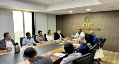 CHP İzmir'de Yönetim İlk Toplantısını Yaptı