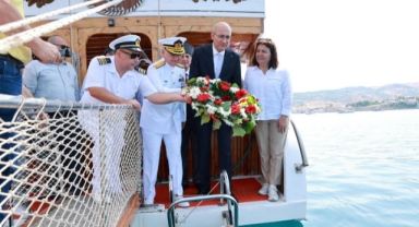 Foça'da Denizcilik ve Kabotaj Bayramı'nın 100. yılı coşkuyla kutlandı