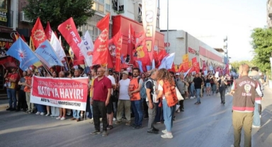 İzmir'de NATO protestosu: ‘Zirve, yeni savaş cepheleri yaratmaya hazırlanıyor’