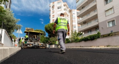 Narlıdere’de Yenilenmeyi Bekleyen Yollar Konfora Kavuşuyor