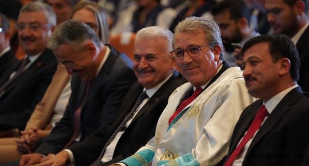 Binali Yıldırım'dan İzmir'de harekat değerlendirmesi