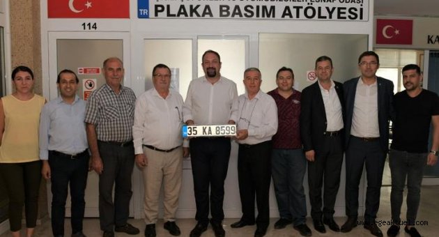 Çiğli’de plaka basımı başladı