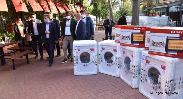 Dünya’nın yardımı Bornova’da toplandı
