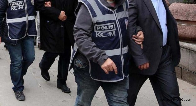 İzmir'de FETÖ operasyonu
