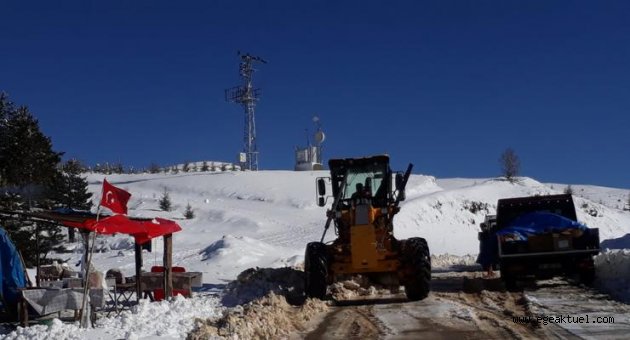 İzmir'in kara kışı sürüyor