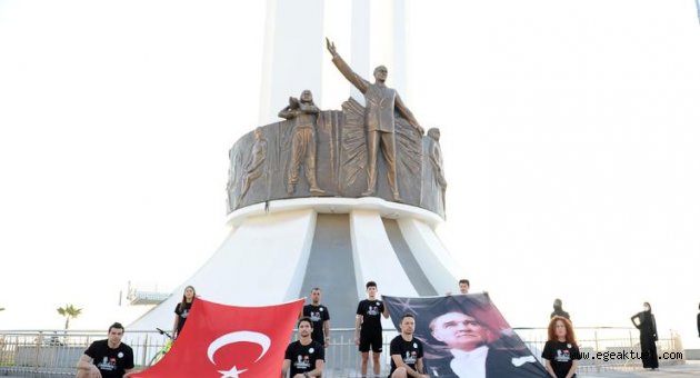 Karşıyaka Ata’sını unutmadı