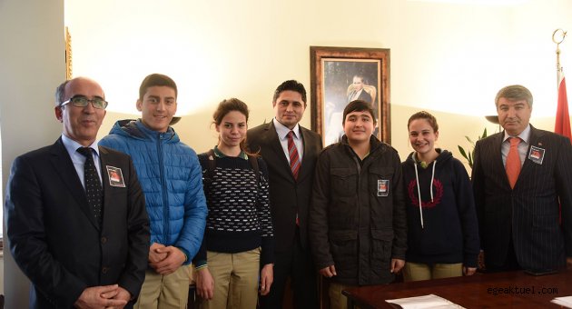 Okul yönetimi ve öğrenciler başkan Acar'ı ziyaret etti