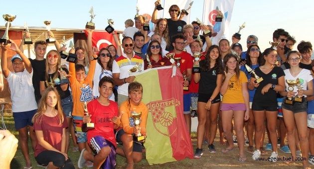 SÖRFÜN ŞAMPİYONLARI ÇEŞME’DE BELİRLENDİ