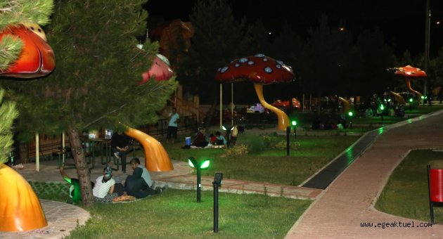 Vatandaşların tercihi Uzundere...